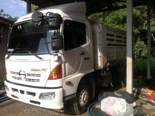 รถฮีโน่ 6 ล้อดั๊ม FC4J  150 แรงม้า ปี 49  สนใจติดต่อ 081 - 6079515