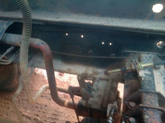 รถฮีโน่ 10 ล้อดั๊ม FM227  220 แรงม้า  สนใจติดต่อ 081 - 6079515