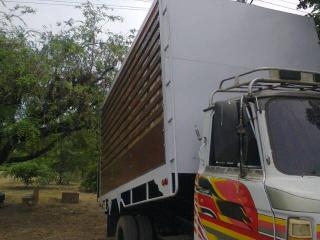 ขายรถบรรทุกหกล้อดั้มเกษตรฮีโน่ KM300 เครื่อง EH 100 ขายรถบรรทุกหกล้อดั้มเกษตรฮีโน่ KM300 เครื่อง EH 100
