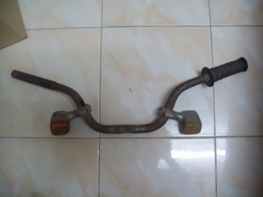 **** ขายไฟเลี้ยวหน้าแท้ c200 ******