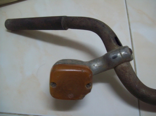 **** ขายไฟเลี้ยวหน้าแท้ c200 ******