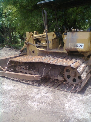 รถแทรกเตอร์ D2-F