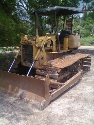 รถแทรกเตอร์ D2-F