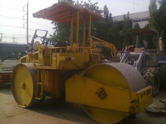 ขายด่วนรถบด3ล้อเหล็ก SAKAI R2 เก่าญี่ปุ่น ตรวจเช็คพร้อมใช้ เอกสารแจ้งจำหน่าย