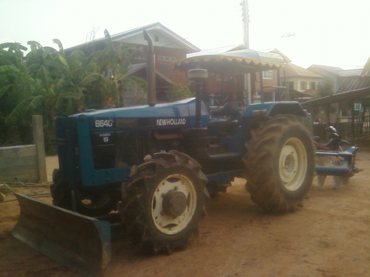 ขาย FORD 6640 NEWHOLLAND ขาย FORD 6640 NEWHOLLAND