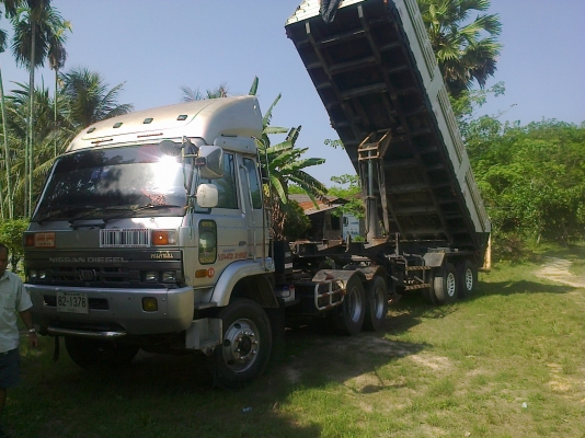 (ลงรุปให้ใหม่)หัวลาก10ล้อนิสสันUD 290แรง(ขายหัว) (ลงรุปให้ใหม่)หัวลาก10ล้อนิสสันUD 290แรง(ขายหัว)