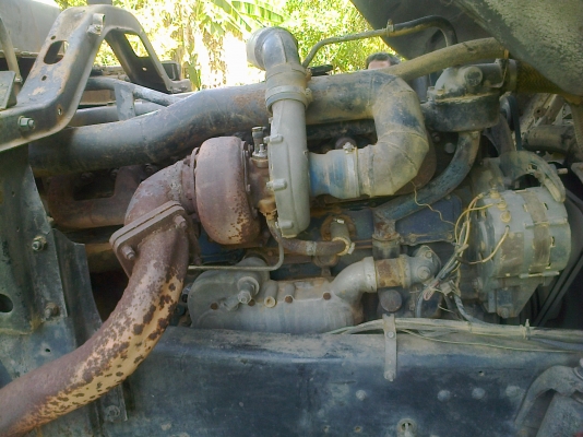 (ลงรุปให้ใหม่)หัวลาก10ล้อนิสสันUD 290แรง(ขายหัว) (ลงรุปให้ใหม่)หัวลาก10ล้อนิสสันUD 290แรง(ขายหัว)