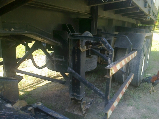 (ลงรุปให้ใหม่)หัวลาก10ล้อนิสสันUD 290แรง(ขายหัว) (ลงรุปให้ใหม่)หัวลาก10ล้อนิสสันUD 290แรง(ขายหัว)