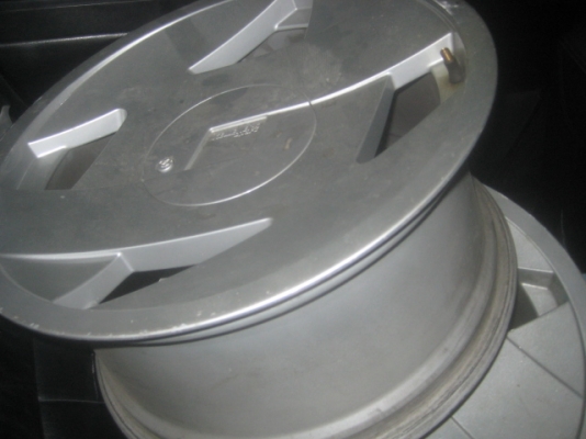 ขายล้อแม็กเคลเลนเนอร์สปอร์ตแท้ๆเยอรมันลายยอดฮิตของ BMW สวยๆ