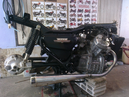 ขาย gl 400 เครื่อง+เฟรมตัดคอ พร้อมติดเครื่องให้ฟังเสียง