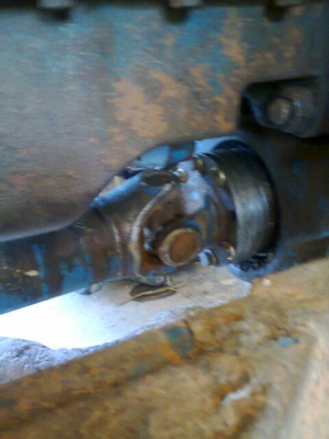 ขายรถไถ FORD 6610 2 เพลาดุมเรียบ เอกสารเล่มทะเบียน 3 จาน 7 จาน ใบมีดดันหน้า ราคา 450000