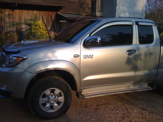 ขายรถ Vigo  3.0 4x4 แคปสวยๆใหม่ทั้งภายในภายนอก