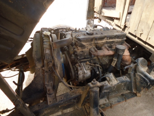 ขายหกล้อ ISUZU-KS32 เครื่อง 110 แแรงม้า หัวยกได้ กระบะยาว 5.ม พวงมาลัยเพลาเวอร์ รถสภาพสวยพร้อมใช้งาน