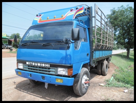 6 ล้อ มิสซูบิชิแคนเตอร์ 115 แรง สภาพสวยๆ