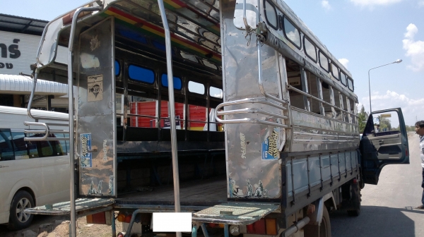 NPR 115 รถโดยสาร พร้อมใช้ และพร้อมโอน NPR 115 รถโดยสาร พร้อมใช้ และพร้อมโอน