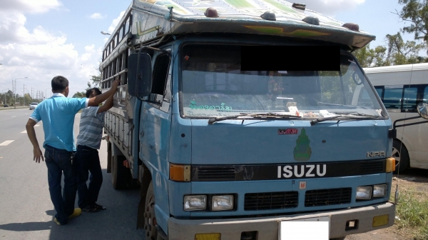 NPR 115 รถโดยสาร พร้อมใช้ และพร้อมโอน NPR 115 รถโดยสาร พร้อมใช้ และพร้อมโอน