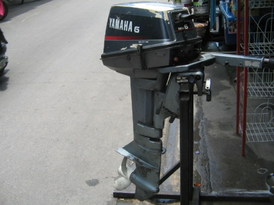 ขาย เครื่่่่่่องเรือ Yamaha 6 แรง หางสั้น สภาพเครื่อง90\% นำเข้าญี่ปุ่น ราคา 15,500