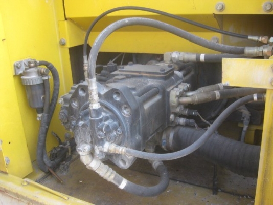 รถเก่านอก sk 210d-6 yn-10 สนใจโทร 082-7211671 อี๊ดสองห้อง