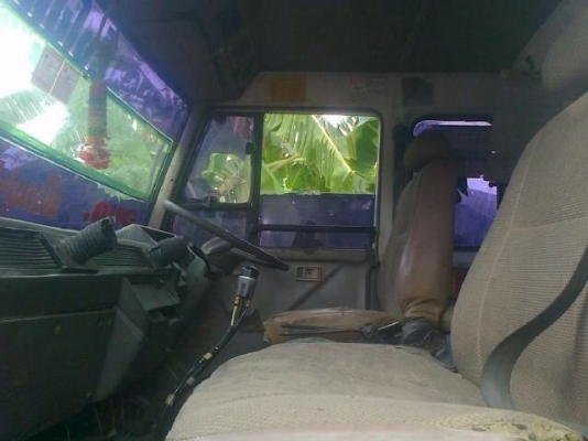 ขาย 10ล้อ2เพลาดั๊ม "ไอ้หลง" MITSU FN527M-TD23xx เครื่องเดิม6D16 195 แรง แห้งดีไม่เยิ้ม เกียร์เดิม10สปีด ช่วงล่างแน่น คัสซีสวยมาก ไม่แตก ไม่ผุ ไม่บวม ไม่ดาม กระบะสามเหล็กมิตรลอนเฉียง สภาพดี หัวบางดี ภายในสวย คอนโซลครบ แอร์ พ.พาวเวอร์ ทริฟฟี่ ยางด