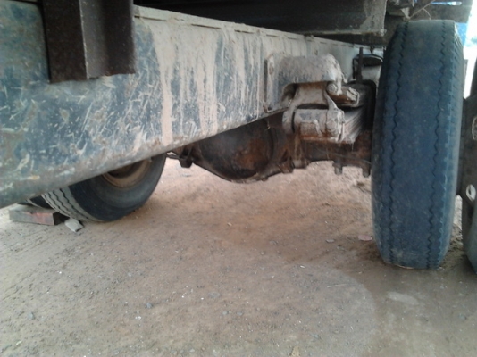 ***ขายแล้วครับขอบคุณ Truck2hand ขายตามสภาพ 6ล้อ ISUZU TL85 วางเครื่อง 4BD1 115 แรง แห้งดี ติดง่าย ไม่หลวม ช่วงล่างดี คัสซีสวย เสริมเหล็กบน ไม่ผุไม่บวม เกียร์ ดีเข้างา่ยไม่มีหลุด ยางดี 5เส้น ไม่ดี1เส้น ภายในดีหัวบางมีผุนิดๆ สีต้องเก็บนิดหน่อย กระบะคาร์โก้4