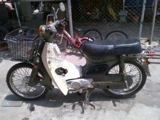 แลก รถ เก๋ง รุ่น ไร ได้ มั้ง คับ ลองดูคับ ให้ 3 คัน เลยคับ