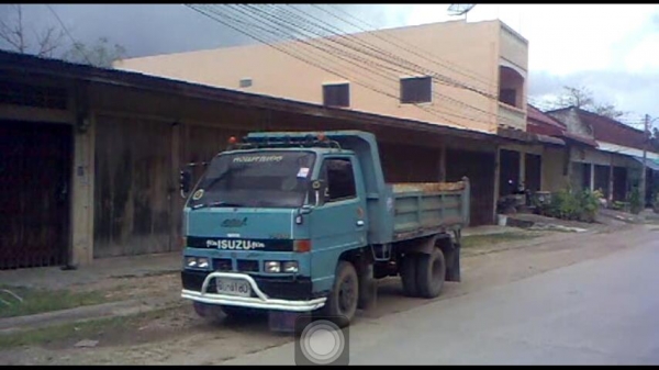 รถดั้ม6]ล้อ