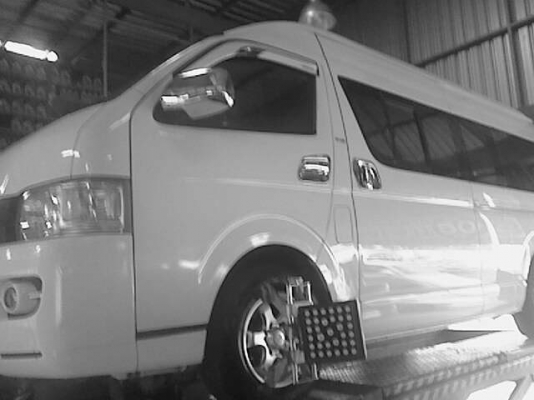 TOYOTA COMMUTER 2.5 D4Dแต่ง VIP