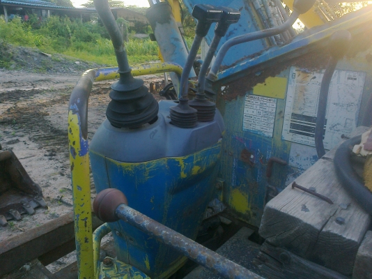 ขายแบคโฮเล็กPC28UU ราคาถูกพร้อมใช้งาน