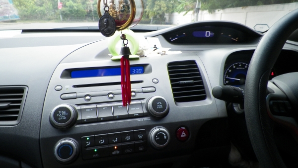 ขายดาว Honda Civic 1.8 ปี 2011 รถบ้านสภาพเยี่ยมครับ