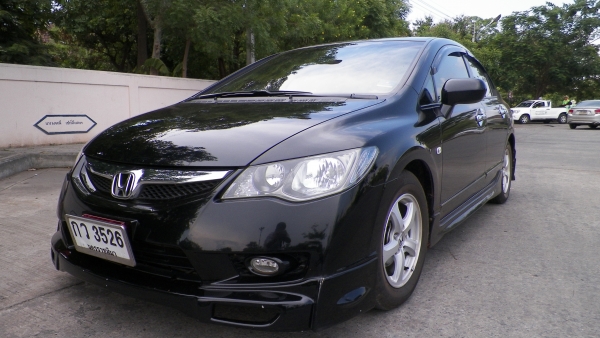 ขายดาว Honda Civic 1.8 ปี 2011 รถบ้านสภาพเยี่ยมครับ