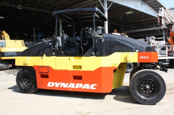รถบดล้อยางใหม่ DYNAPAC CP275