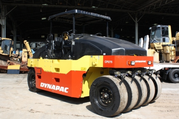 รถบดล้อยางใหม่ DYNAPAC CP275