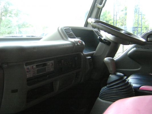 ขายรถ 6 ล้อ รุ่น NHR 69E เครื่อง 4BE1 110แรง เครื่องดี คัชชีไม่ต้องติ กะบะเลสเอกชัย กระจกไฟฟ้า เอาไปไม่ต้องทำอะไรเลย แต่งไว้หมดแล้ว รถใช้งานทุกวัน ขายออกรถใหม่ครับ ป้ายเล็กไม่ติดเวลา