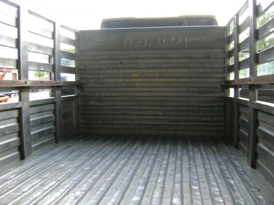 ขายรถ 6 ล้อ รุ่น NHR 69E เครื่อง 4BE1 110แรง เครื่องดี คัชชีไม่ต้องติ กะบะเลสเอกชัย กระจกไฟฟ้า เอาไปไม่ต้องทำอะไรเลย แต่งไว้หมดแล้ว รถใช้งานทุกวัน ขายออกรถใหม่ครับ ป้ายเล็กไม่ติดเวลา