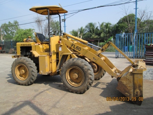 ขายด่วนรถตัก ราคาถูก