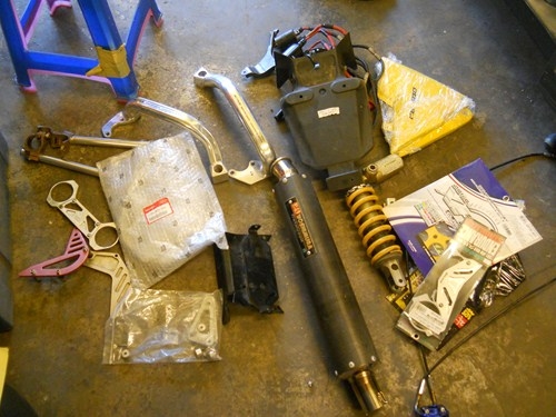 จำหน่ายอะไหล่เดิม-แต่งมือ1-2บิ๊กไบค์ทุกรุ่น