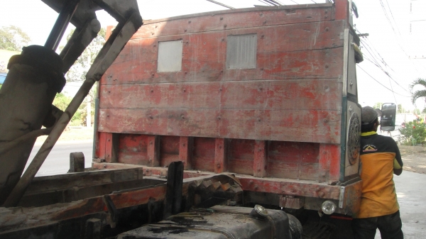 ขายขาดทุน ด่วน..เจ้าของร้อนเงิน รถใช้งานทุกวัน 295000