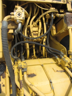 KOMATSU PC210-6K  เก่านอก เอวแน่น ปั็มแรง สภาพพร้อมใช้ สุดๆเอาไปแบ่งกันใช้ได้เลยครับ   น้องร็อค จัดหั้ย สนใจโทร สอบถามได้ 081-8535656