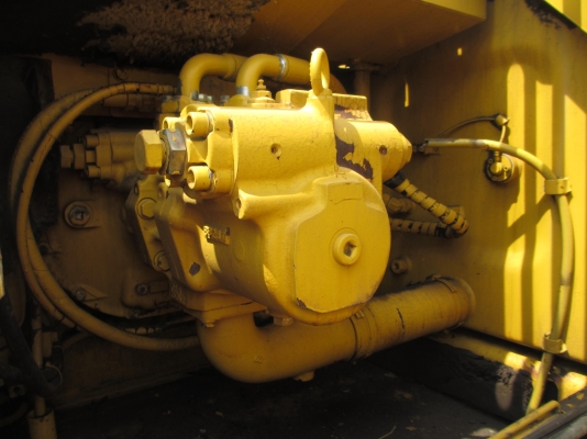 KOMATSU PC210-6K  เก่านอก เอวแน่น ปั็มแรง สภาพพร้อมใช้ สุดๆเอาไปแบ่งกันใช้ได้เลยครับ   น้องร็อค จัดหั้ย สนใจโทร สอบถามได้ 081-8535656