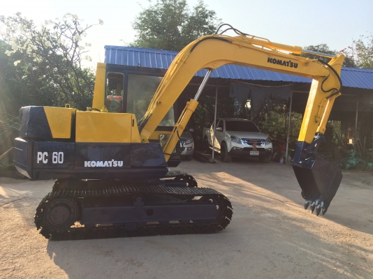 ขายรถแบ็คโฮ โคมัสสุ pc60-5 สภาพดีพร้อมใช้งาน เครื่องดีแน่น ปั้มแรง ช่วงล่างสวยๆแน่น ขายรถแบ็คโฮ โคมัสสุ pc60-5 สภาพดีพร้อมใช้งาน เครื่องดีแน่น ปั้มแรง ช่วงล่างสวยๆแน่น