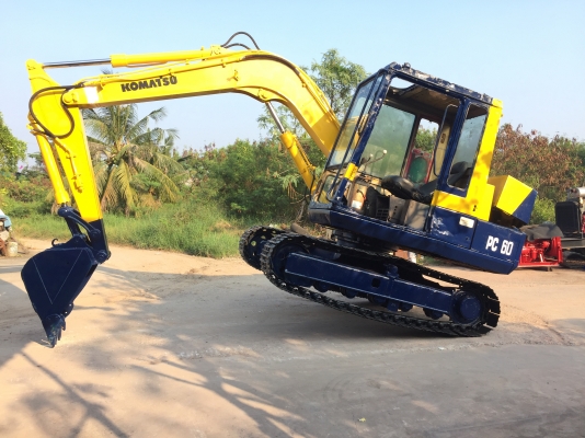 ขายรถแบ็คโฮ โคมัสสุ pc60-5  สภาพดีพร้อมใช้งาน เครื่องดีแน่น ปั้มแรง ช่วงล่างสวยๆแน่น