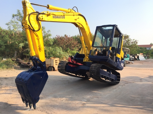 ขายรถแบ็คโฮ โคมัสสุ pc60-5 สภาพดีพร้อมใช้งาน เครื่องดีแน่น ปั้มแรง ช่วงล่างสวยๆแน่น ขายรถแบ็คโฮ โคมัสสุ pc60-5 สภาพดีพร้อมใช้งาน เครื่องดีแน่น ปั้มแรง ช่วงล่างสวยๆแน่น