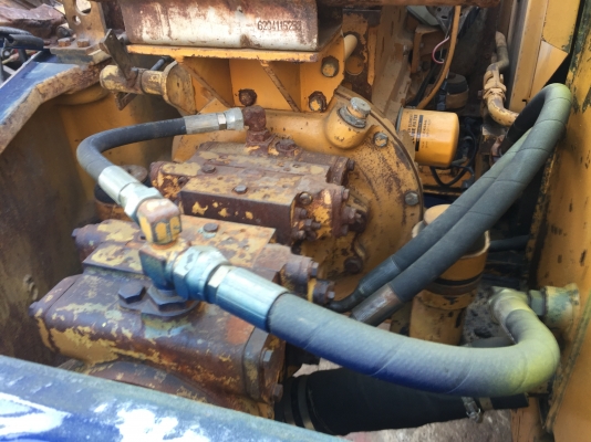 ขายรถแบ็คโฮ โคมัสสุ pc60-5 สภาพดีพร้อมใช้งาน เครื่องดีแน่น ปั้มแรง ช่วงล่างสวยๆแน่น ขายรถแบ็คโฮ โคมัสสุ pc60-5 สภาพดีพร้อมใช้งาน เครื่องดีแน่น ปั้มแรง ช่วงล่างสวยๆแน่น