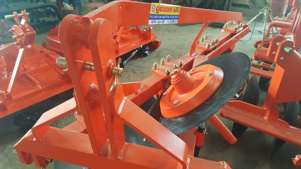 ผานบุกเบิก 4*22 หนา น๊อตจับกะทู้ 6 ตัว(ใหม่มือหนึ่ง) สำหรับรถ 34 แรงขึ้นไป  31,000 สอบถาม 081-7807317