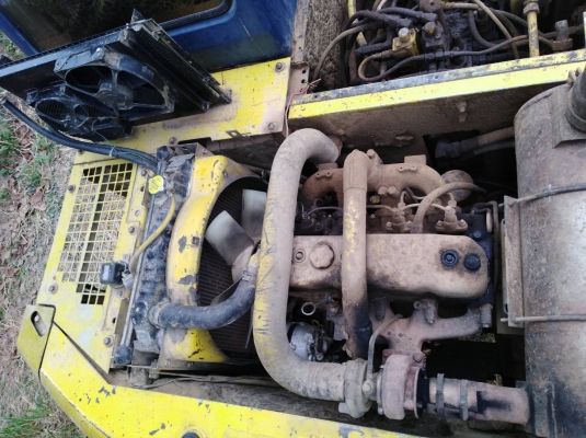 ขายด่วน เครืีองจักรกลหนัก