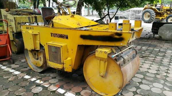 รถบด 4 ตัน พร้อมใช้งาน เอกสารเล่มทะเบียน