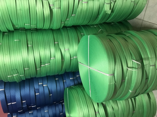 จำหน่าย สายรัดรถบรรทุก ขนาด 2นิ้ว หนา3.0มิล รับ นน 5ตัน ยาว 6-8-10-13เมตร สนใจสอบถามโทร 080-6135462