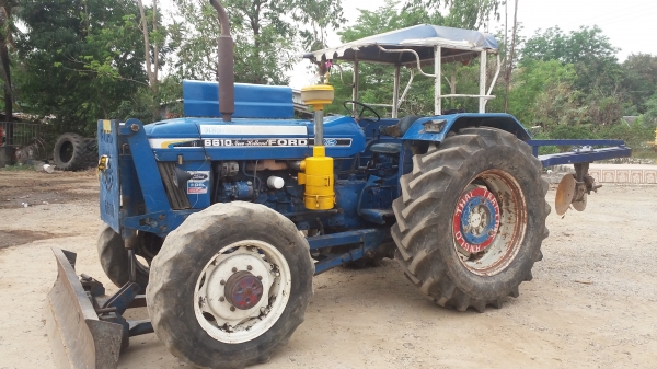 ขายรถไถ 2 เพลา ford 6610 เปลี่ยนยางคู่หลังใหม่