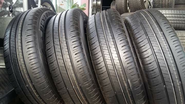 ขายยางป้ายแดงปี17 dunlop enasave ec300+ 185/65r15