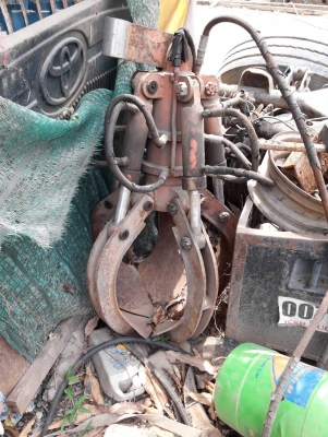 ตัวคีบเหล็ก 5 แฉก